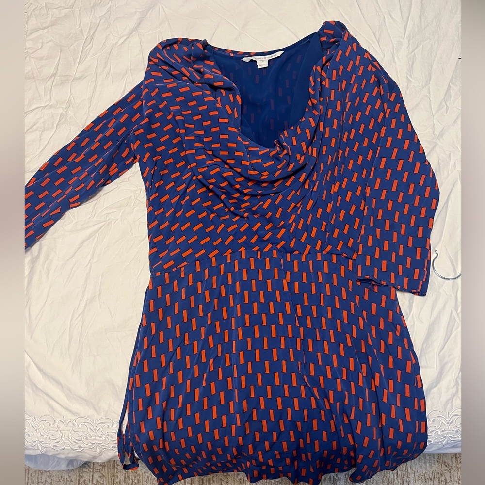 Diane Avon Furstenburg work dress - one hole for wrap needs to be sewed.
